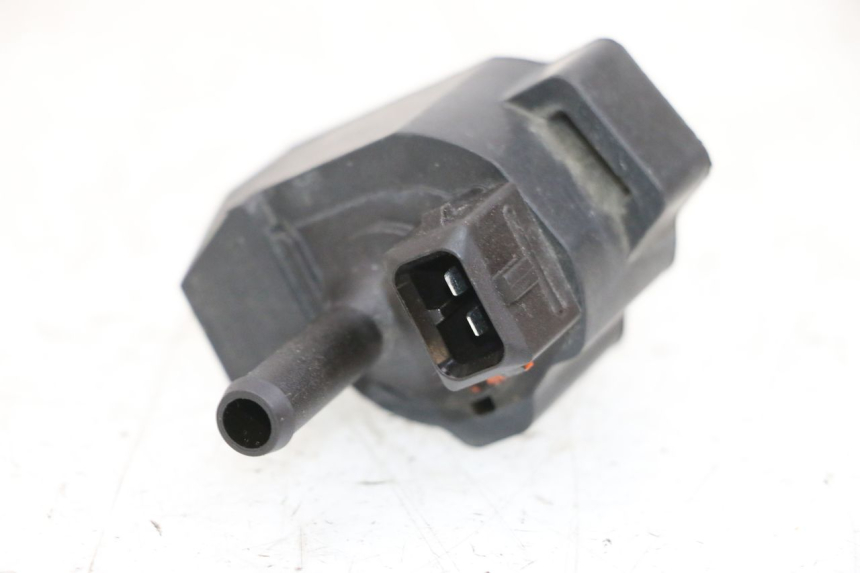 photo de AIR PRESSURE SENSOR BMW R GS 1250 (2021 - 2024) - Zoom on usage condition