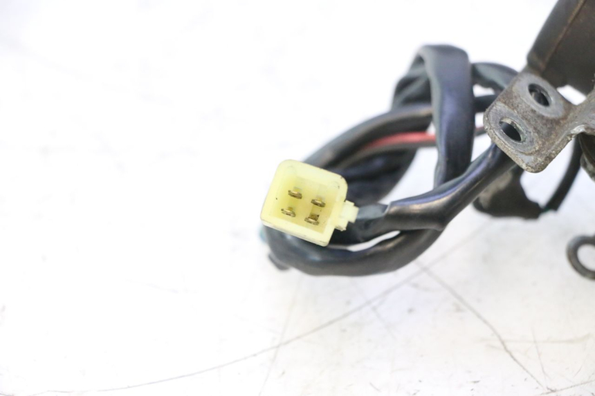 photo de AIR PRESSURE SENSOR HONDA SH 125 (2001 - 2003) - Alternative perspective