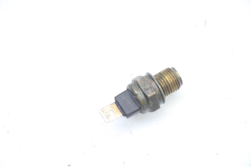 photo de AIR PRESSURE SENSOR PIAGGIO SUPER LX 125 (2000 - 2003) - Component detail