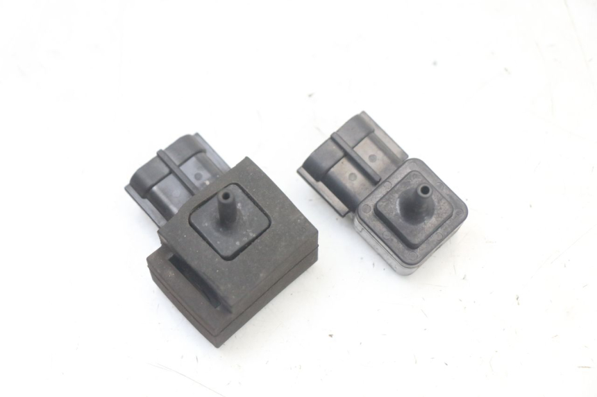 photo de AIR PRESSURE SENSOR SUZUKI GSR 750 (2011 - 2017) - Main view