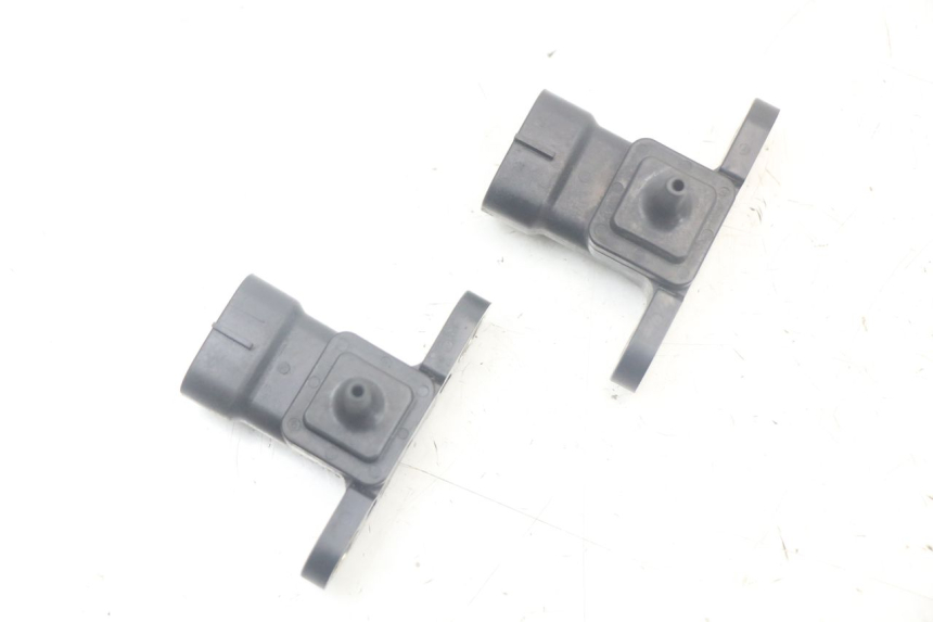 photo de AIR PRESSURE SENSOR YAMAHA TDM ABS 900 (2002 - 2014) - Zoom on usage condition