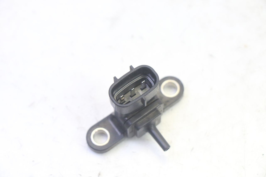 photo de AIR PRESSURE SENSOR YAMAHA TDM ABS 900 (2002 - 2014) - Zoom on usage condition