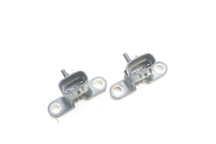 photo de AIR PRESSURE SENSOR YAMAHA TDM ABS 900 (2002 - 2014) - Zoom on usage condition
