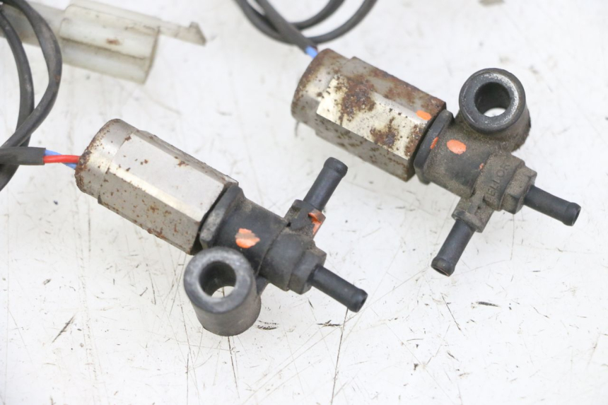 photo de AIR PRESSURE SENSOR PEUGEOT TWEET PRO CARGO 50 (2018 - 2022) - Zoom on usage condition