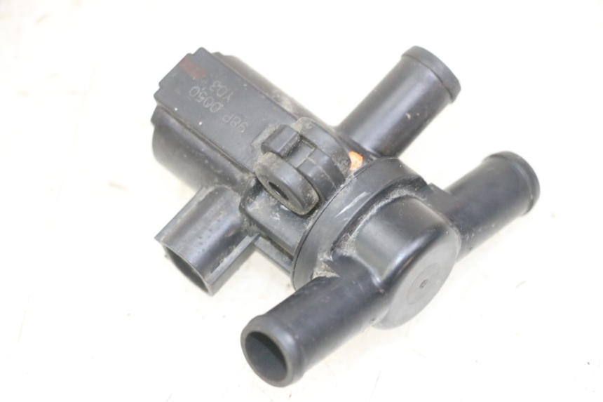 photo de AIR PRESSURE SENSOR YAMAHA XJ6 ABS 600 (2008 - 2016) - Main view