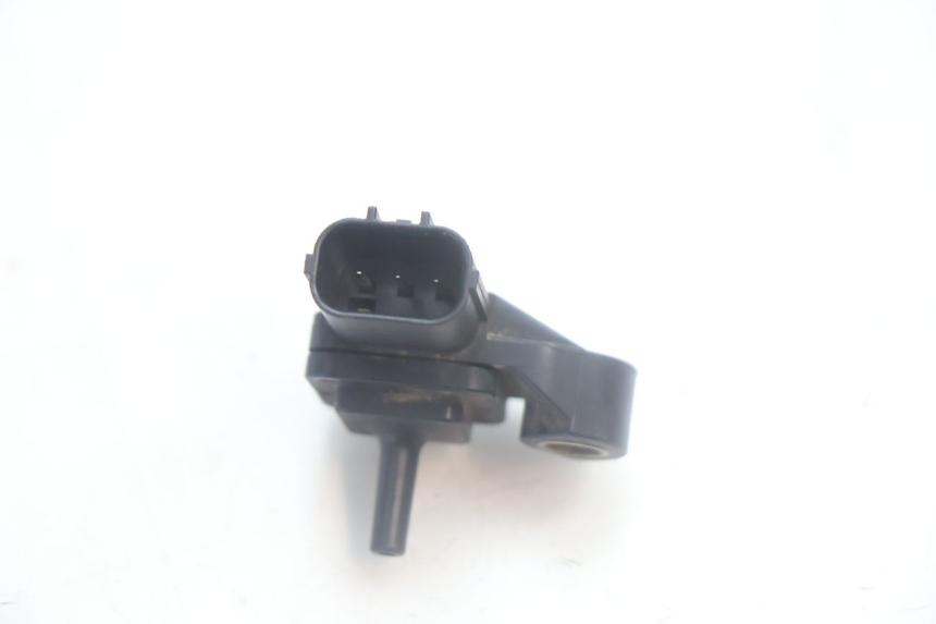 photo de AIR PRESSURE SENSOR HONDA XLV VARADERO 125 (2007 - 2012) - Technical close-up