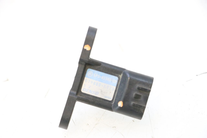 photo de AIR PRESSURE SENSOR YAMAHA XP T-MAX ABS 500 (2005 - 2005) - Alternative perspective