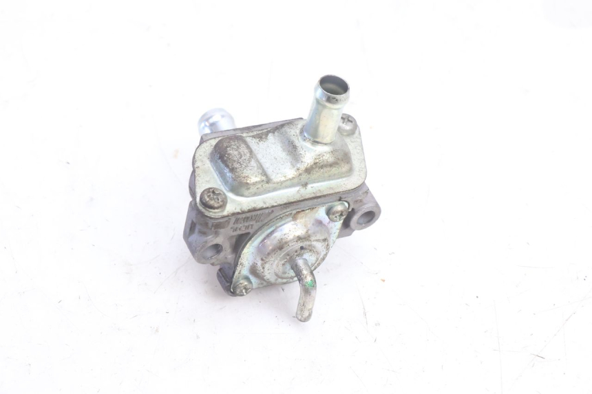 photo de AIR PRESSURE SENSOR YAMAHA YP MAJESTY 125 (2007 - 2010) - Fixing points details