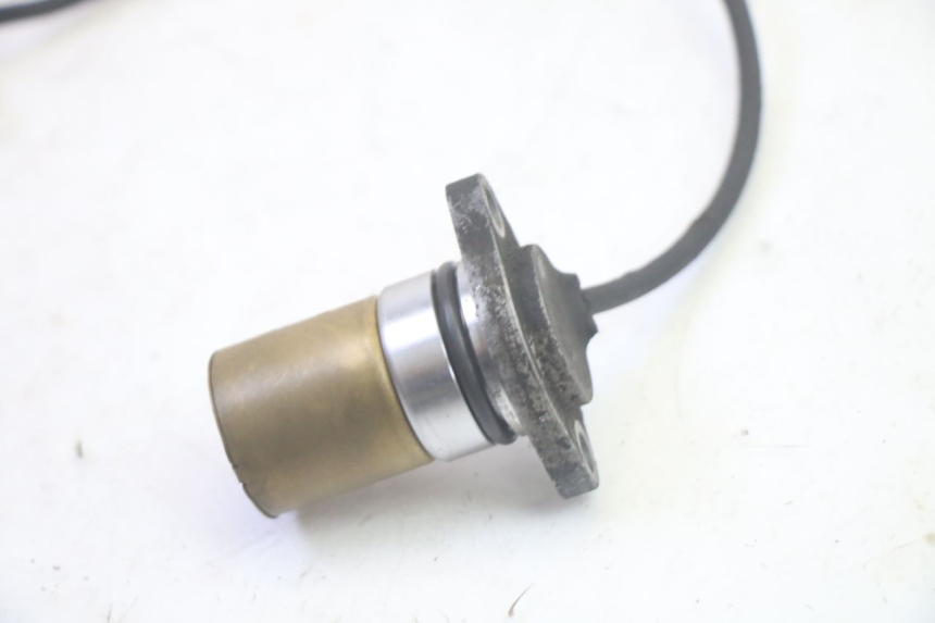 photo de OIL PRESSURE SENSOR SUZUKI BURGMAN EXECUTIVE ABS 650 (2006 - 2012) - Technical close-up