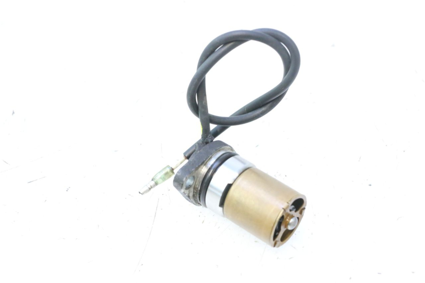 photo de OIL PRESSURE SENSOR SUZUKI BURGMAN EXECUTIVE ABS 650 (2006 - 2012) - Technical close-up