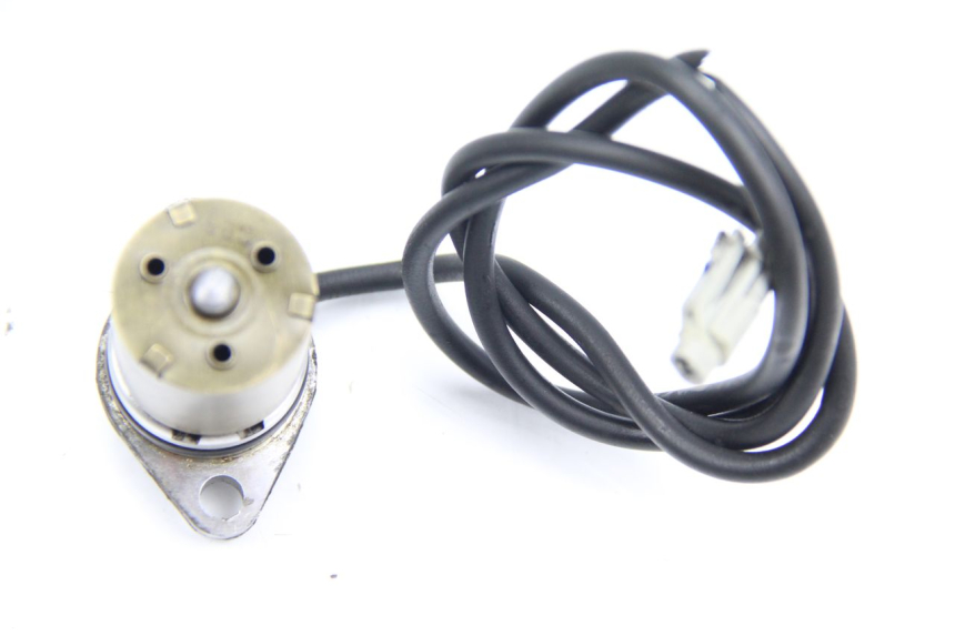 photo de OIL PRESSURE SENSOR YAMAHA FJR ABS 1300 (2006 - 2012) - Component detail