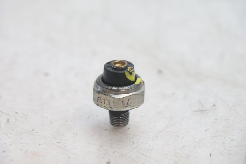 photo de OIL PRESSURE SENSOR HONDA FJS SILVER WING SILVERWING 400 (2005 - 2008) - Main view