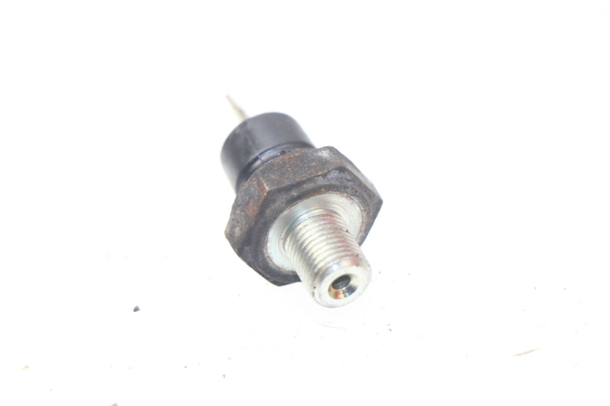 photo de OIL PRESSURE SENSOR PIAGGIO FLY 125 (2005 - 2012) - Component detail