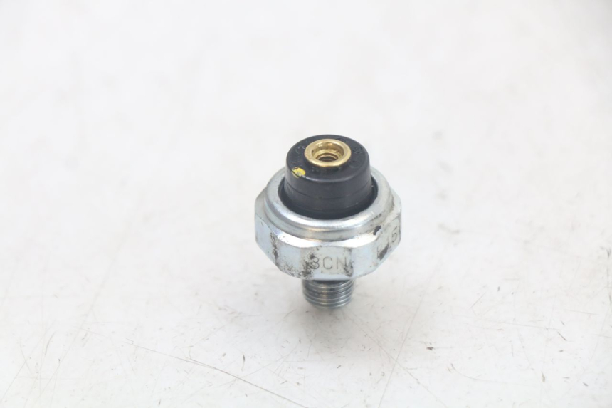 photo de BRAKE OIL PRESSURE SENSOR HONDA FJS SILVERWING SILVER WING 600 (2001 - 2010) - Component detail