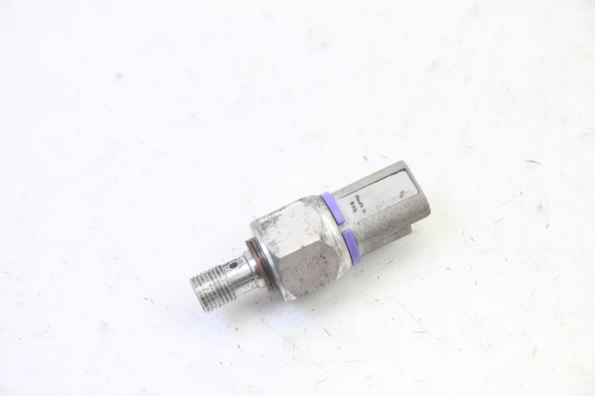 photo de OIL BRAKE PRESSURE SENSOR PIAGGIO MP3 125 (2006 - 2014) - Component detail