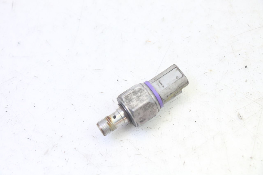 photo de OIL BRAKE PRESSURE SENSOR PIAGGIO MP3 RL 250 (2006 - 2010) - Component detail