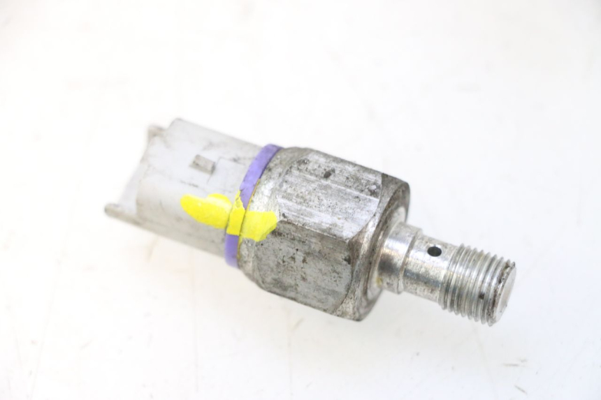 photo de BRAKE OIL PRESSURE SENSOR PIAGGIO MP3 500 (2011 - 2015) - Main view