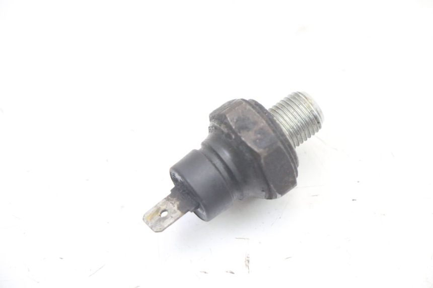 photo de OIL PRESSURE SENSOR GILERA NEXUS 300 (2008 - 2013) - Component detail