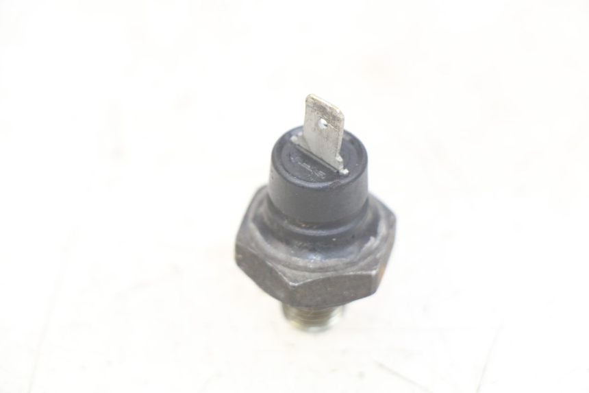 photo de OIL PRESSURE SENSOR GILERA GP 800 (2007 - 2013) - Component detail