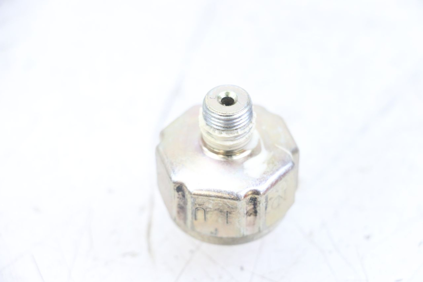 photo de OIL PRESSURE SENSOR SUZUKI GSX E 250 (1982 - 1983) - Component detail