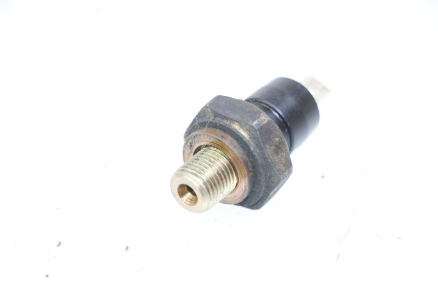 photo de OIL PRESSURE SENSOR PIAGGIO MP3 125 (2006 - 2014) - Zoom on usage condition