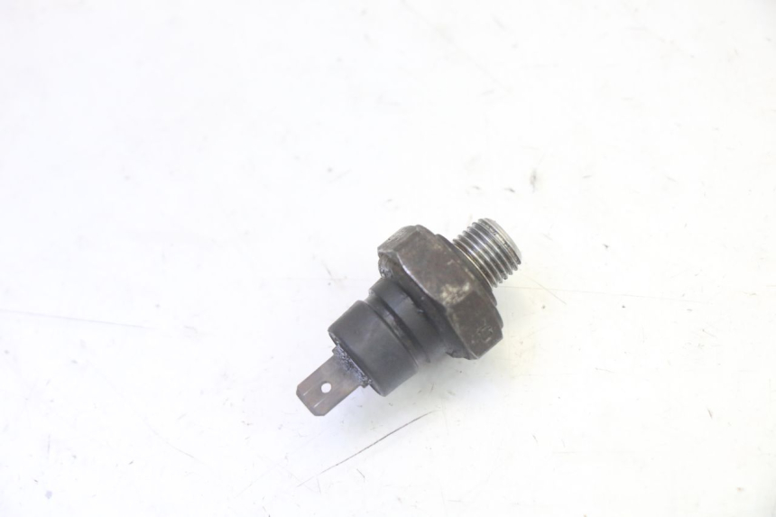 photo de OIL PRESSURE SENSOR PEUGEOT SATELIS 125 (2010 - 2012) - Component detail