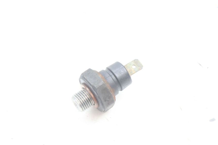 photo de OIL PRESSURE SENSOR PEUGEOT SATELIS 125 (2006 - 2009) - Zoom on usage condition