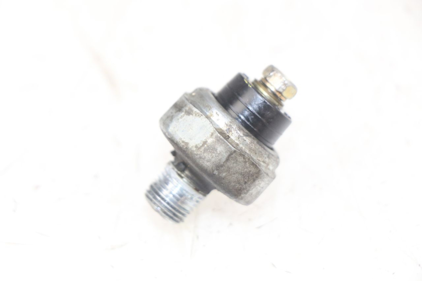 photo de OIL PRESSURE SENSOR SUZUKI SV N 650 (1999 - 2002) - Zoom on usage condition