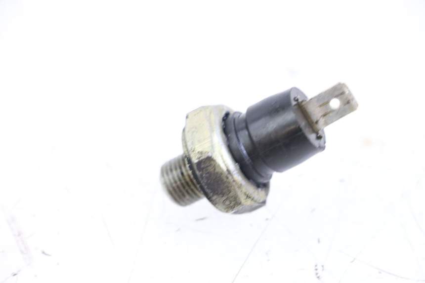 photo de OIL PRESSURE SENSOR PIAGGIO VESPA LX 125 (2005 - 2010) - Component detail
