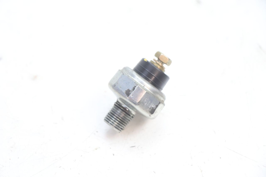 photo de OIL PRESSURE SENSOR HONDA VFR FI RC46 800 (1998 - 2001) - Component detail