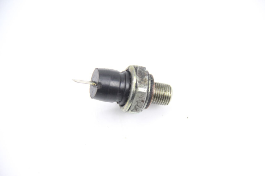 photo de OIL PRESSURE SENSOR PIAGGIO X9 EVOLUTION 125 (2003 - 2007) - Main view