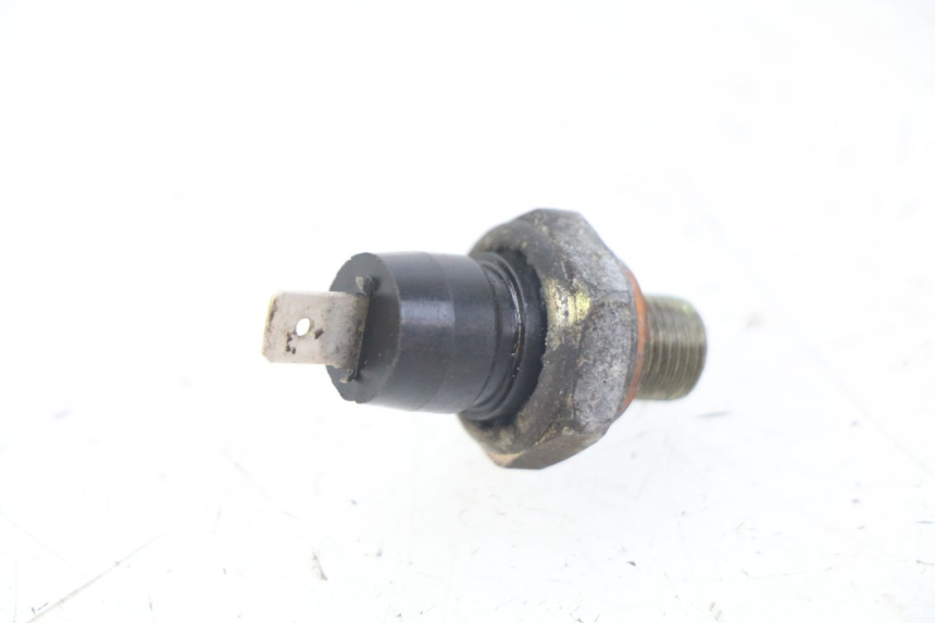 photo de OIL PRESSURE SENSOR PIAGGIO XEVO - X EVO 125 (2007 - 2017) - Zoom on usage condition