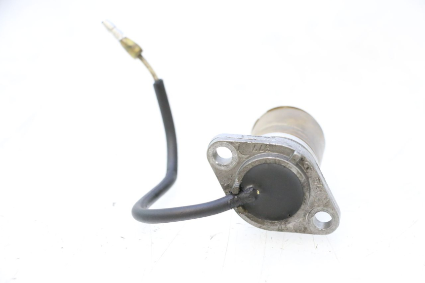 photo de OIL PRESSURE SENSOR YAMAHA YZF R GENESIS 750 (1993 - 1998) - Zoom on usage condition