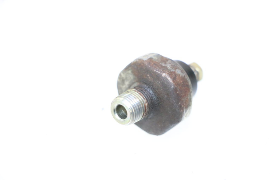 photo de OIL PRESSURE SENSOR KAWASAKI ZX-6R ZX6R 600 (2000 - 2002) - Zoom on usage condition
