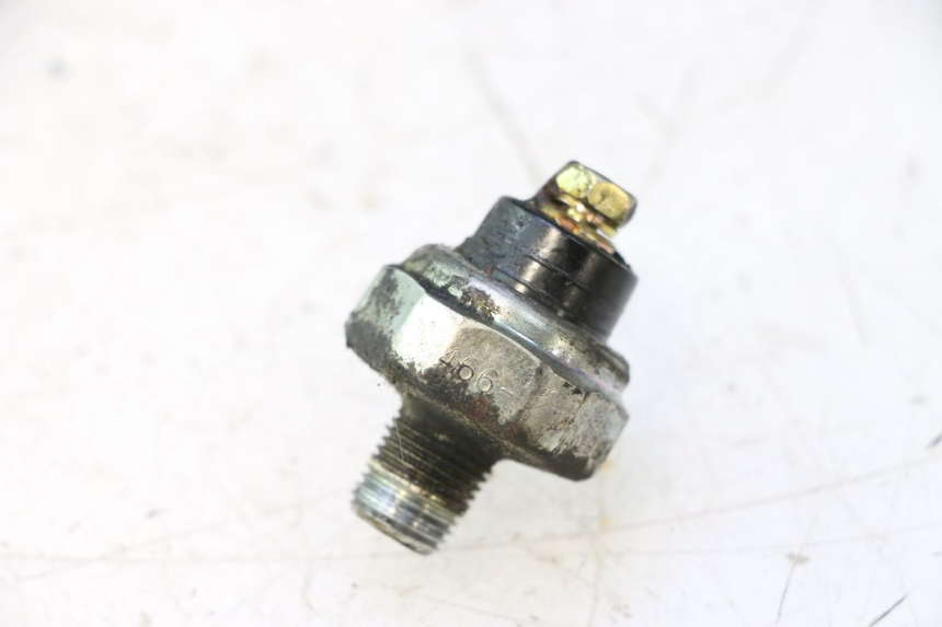 photo de OIL PRESSURE SENSOR KAWASAKI ZZR 600 (1995 - 2004) - Component detail