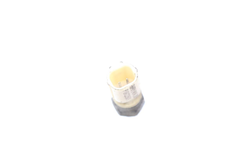 photo de ENGINE TEMPERATURE SENSOR JM MOTORS F45i 4T 50 (2020 - 2023) - Alternative perspective