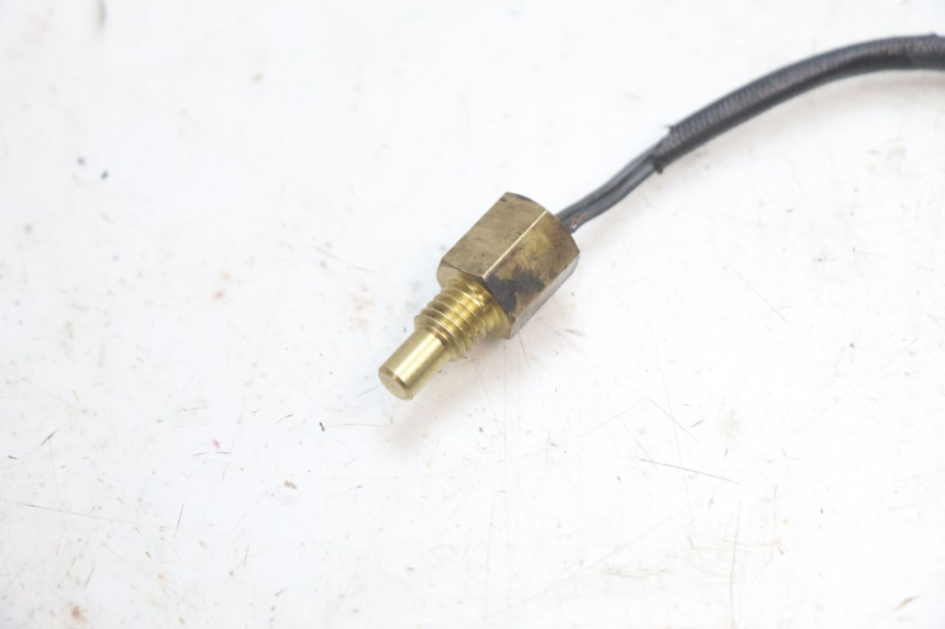 photo de ENGINE TEMPERATURE SENSOR PEUGEOT KISBEE 4T 50 (2018 - 2022) - Component detail