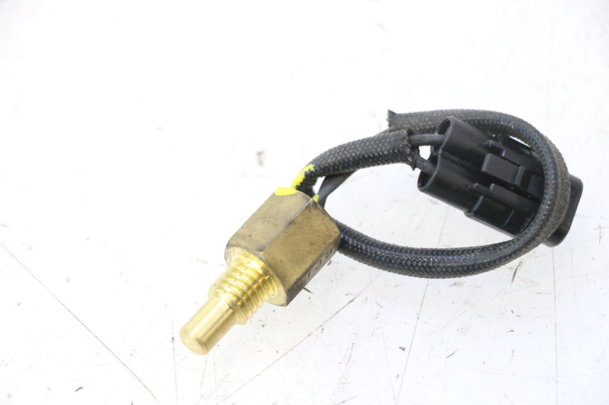 photo de ENGINE TEMPERATURE SENSOR PEUGEOT KISBEE 4T 50 (2018 - 2022) - Component detail