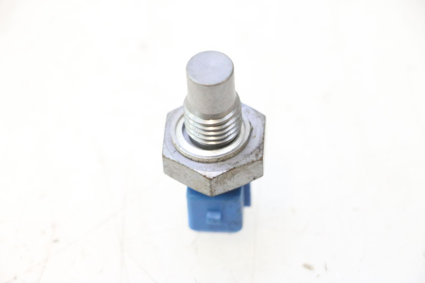 photo de ENGINE TEMPERATURE SENSOR PIAGGIO LIBERTY IGET S 125 (2016 - 2020) - Component detail