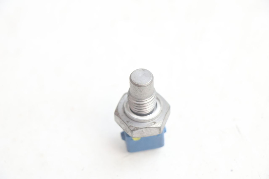 photo de ENGINE TEMPERATURE SENSOR PIAGGIO ZIP IGET 4T 50 (2021 - 2023) - Alternative perspective