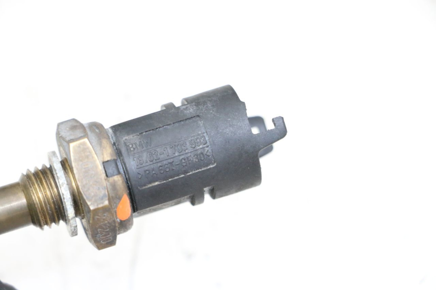 photo de WATER TEMPERATURE SENSOR BMW C1 125 (2000 - 2003) - Zoom on usage condition