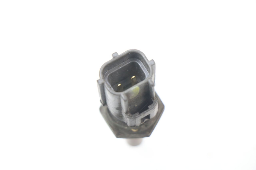 photo de WATER TEMPERATURE SENSOR SUZUKI BURGMAN 650 (2002 - 2004) - Component detail