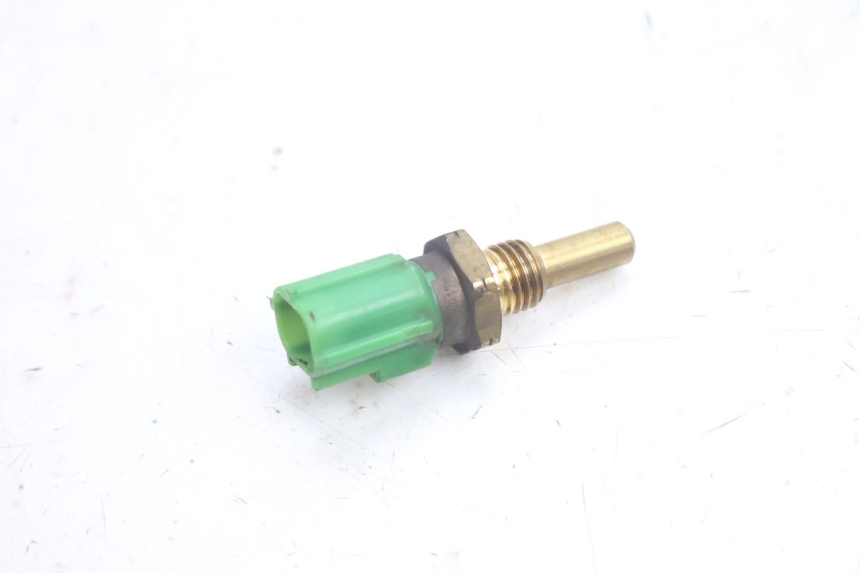 photo de WATER TEMPERATURE SENSOR SUZUKI BURGMAN EXECUTIVE ABS 650 (2006 - 2012) - Component detail