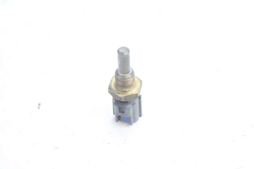 photo de WATER TEMPERATURE SENSOR SUZUKI BURGMAN EXECUTIVE ABS 650 (2006 - 2012) - Alternative perspective