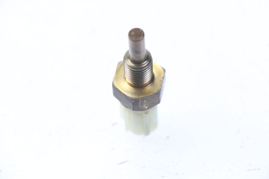 photo de WATER TEMPERATURE SENSOR YAMAHA BW'S BWS 125 (2010 - 2013) - Component detail