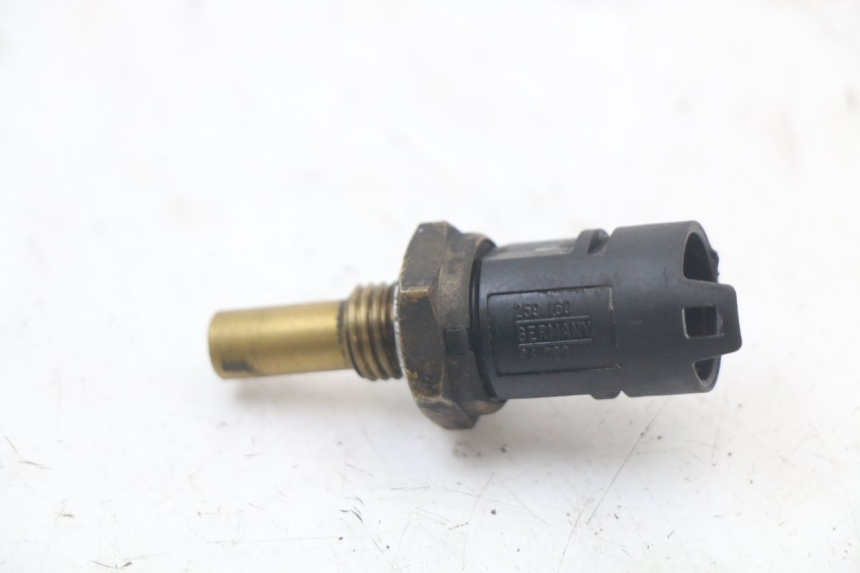 photo de WATER TEMPERATURE SENSOR BMW C1 125 (2000 - 2003) - Zoom on usage condition