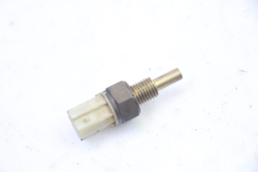 photo de WATER TEMPERATURE SENSOR HONDA CBF 125 (2009 - 2015) - Component detail