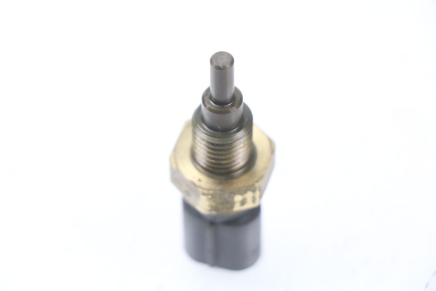 photo de WATER TEMPERATURE SENSOR HONDA CBR RR FIREBLADE 1000 (2006 - 2007) - Component detail