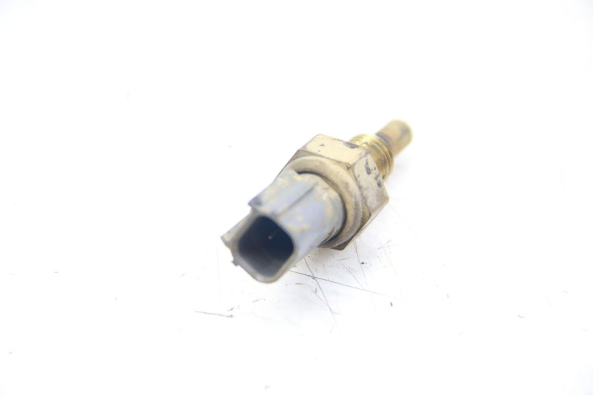 photo de WATER TEMPERATURE SENSOR HONDA CRF CR-F RX 450 (2017 - 2021) - Zoom on usage condition