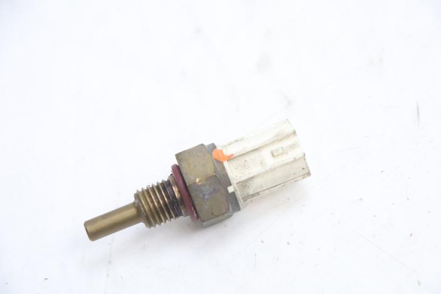 photo de WATER TEMPERATURE SENSOR KAWASAKI ER-6 ER6 N 650 (2005 - 2009) - Main view